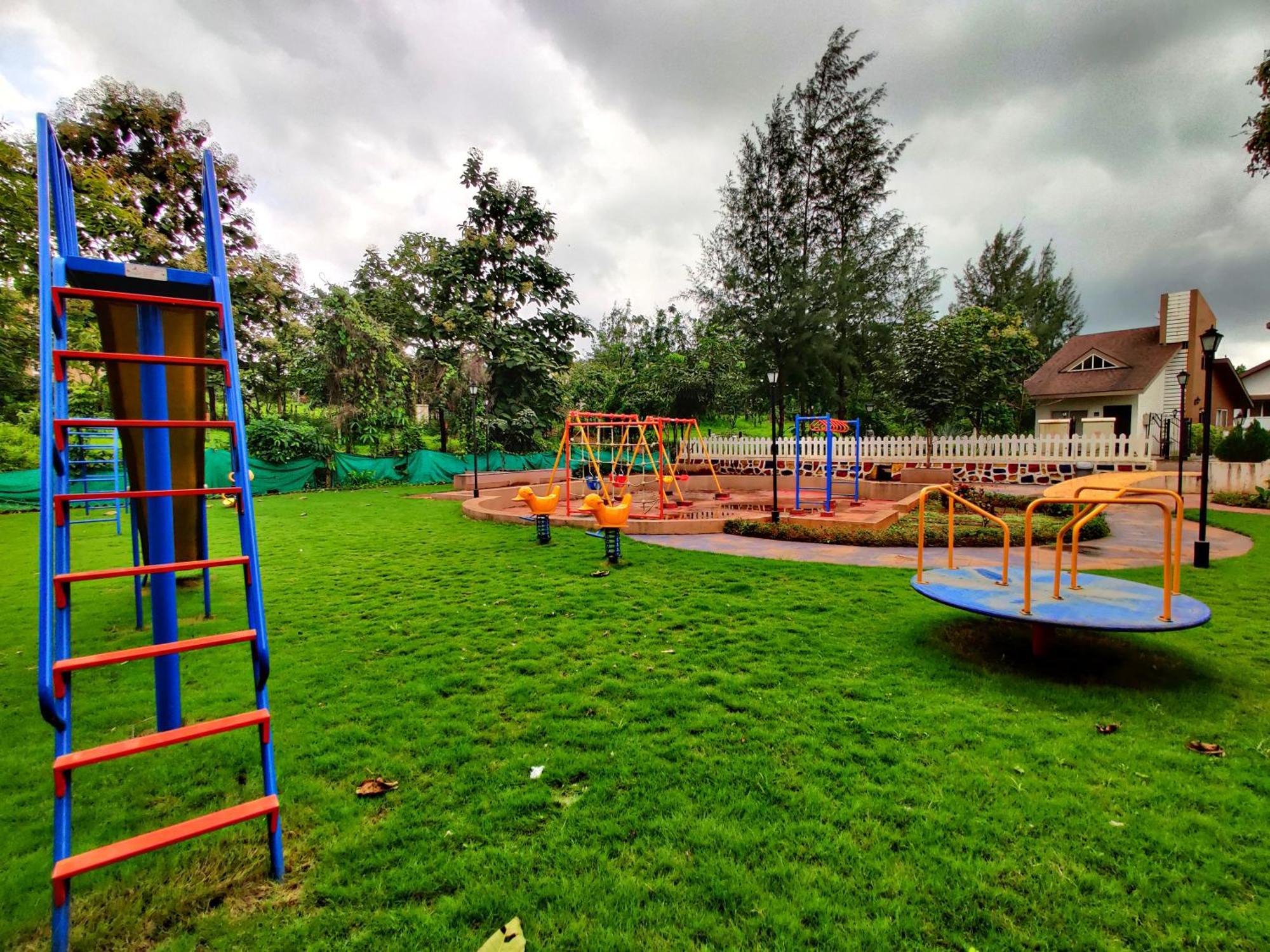 Pushpam Sanskruti Resort Karjat - A Pure Veg Resort Dhamni Eksteriør billede