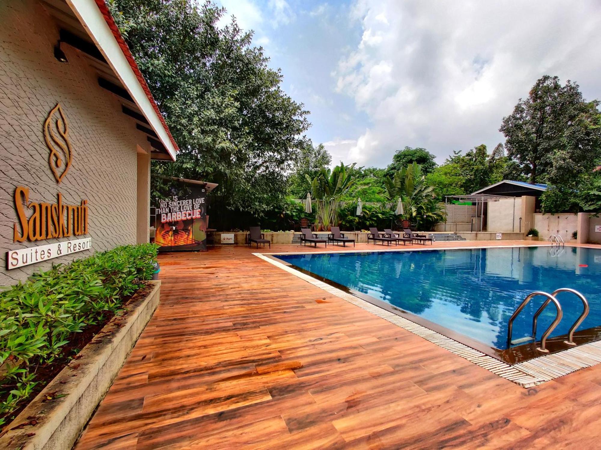 Pushpam Sanskruti Resort Karjat - A Pure Veg Resort Dhamni Eksteriør billede
