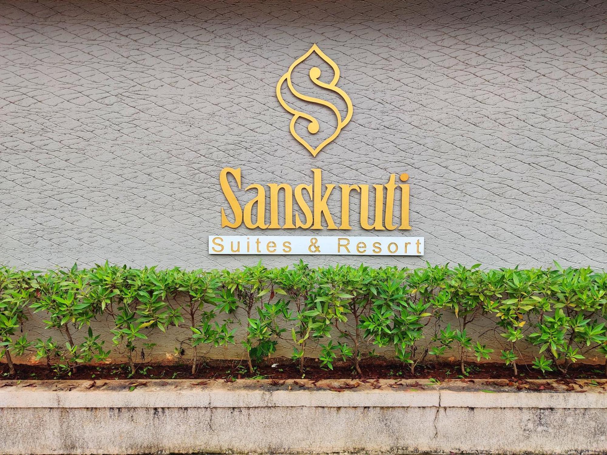 Pushpam Sanskruti Resort Karjat - A Pure Veg Resort Dhamni Eksteriør billede