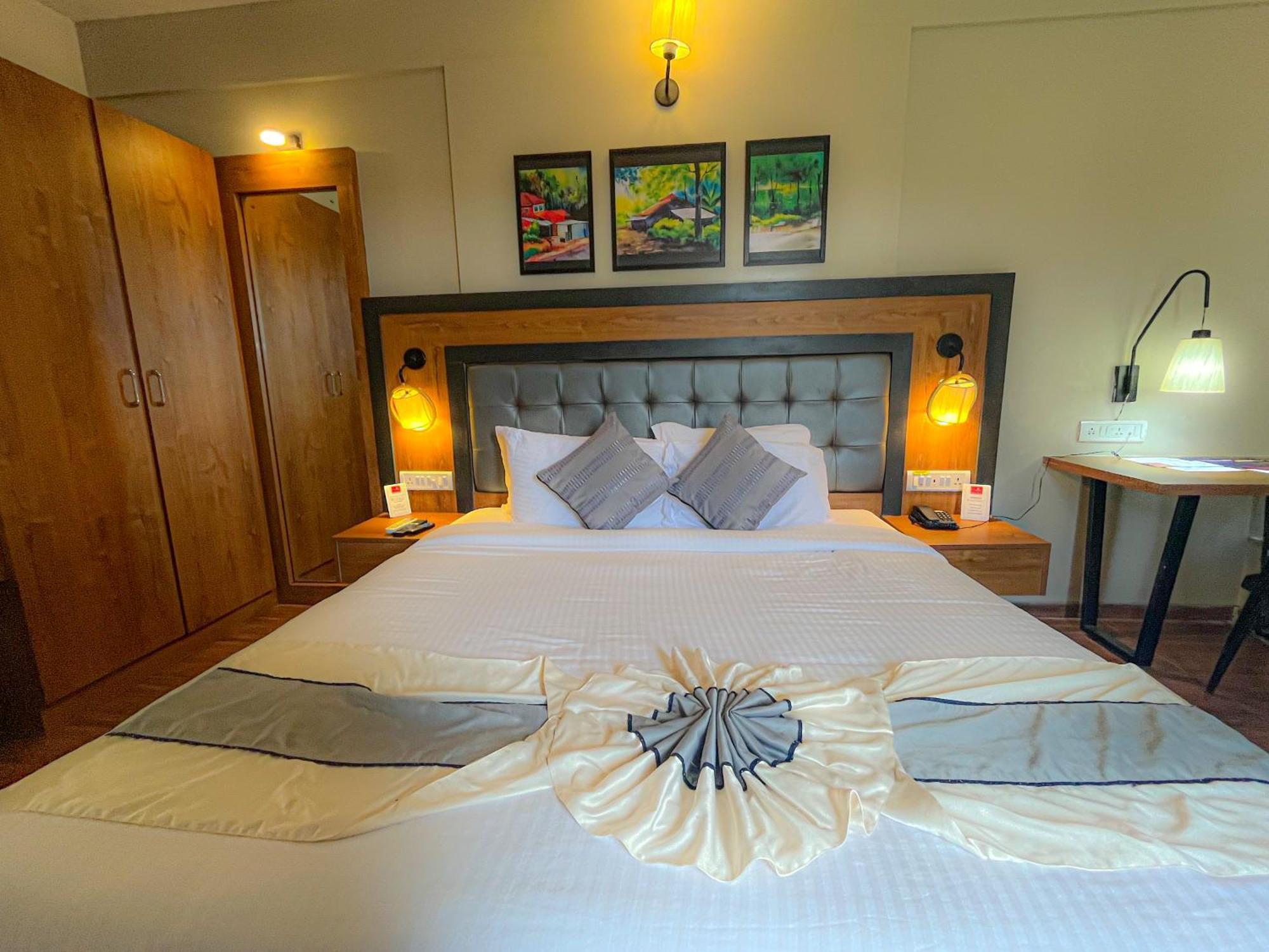 Pushpam Sanskruti Resort Karjat - A Pure Veg Resort Dhamni Eksteriør billede